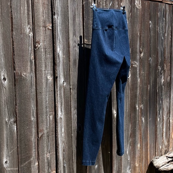Lyssé denim leggings size small - Picture 13 of 17